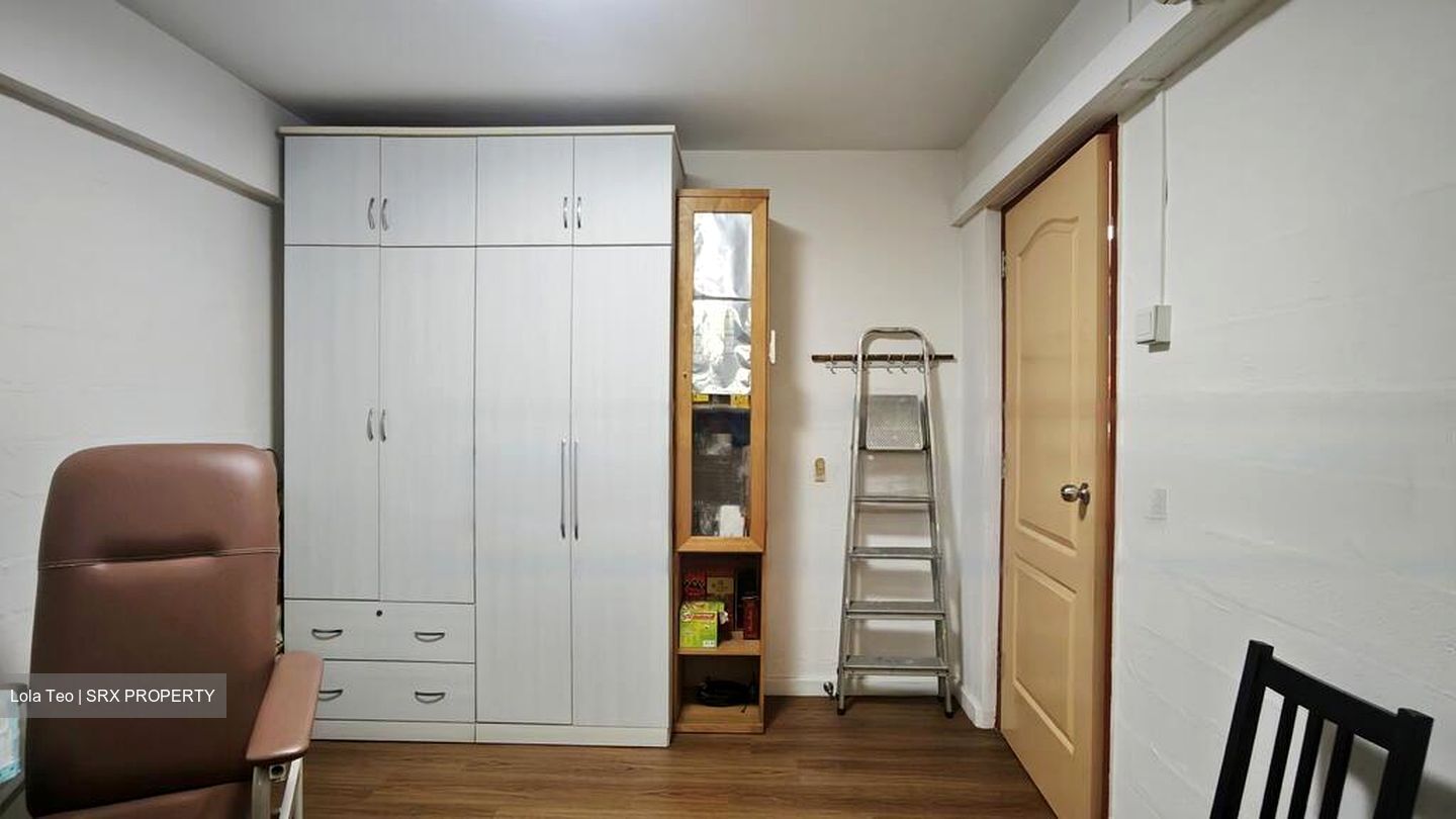 Blk 97 Crescent View (Queenstown), HDB 3 Rooms #469699021